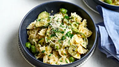 36 vegetarian pasta recipes that aren’t just basil pesto