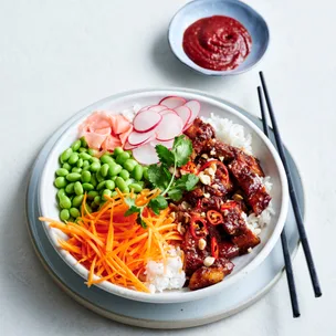 Pork belly with assorted vegetable rice bowl